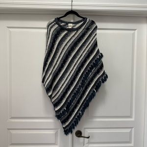 Chicos knit sweater poncho size S/M